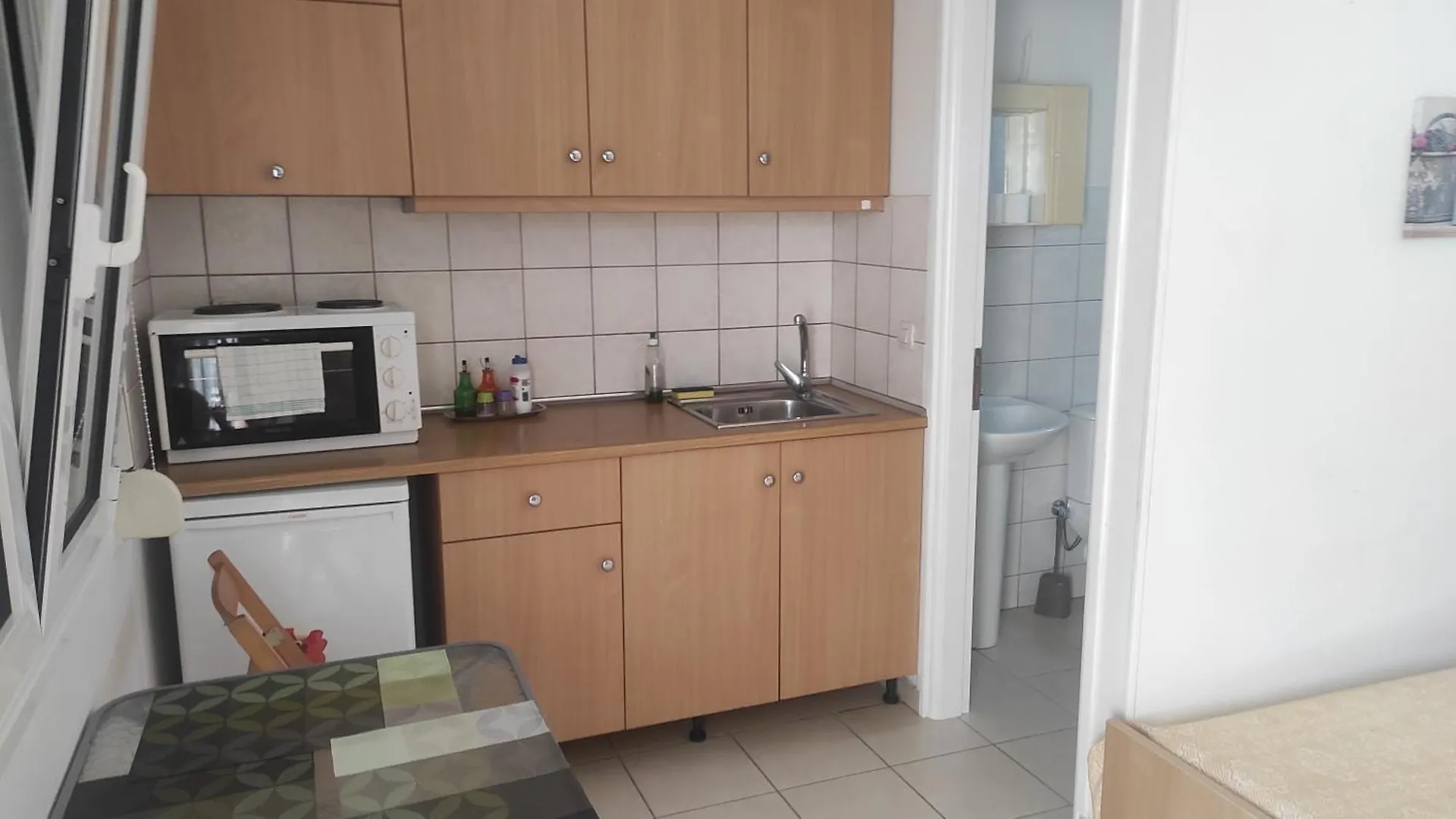 Cathrin Beach Apartments Stavrós